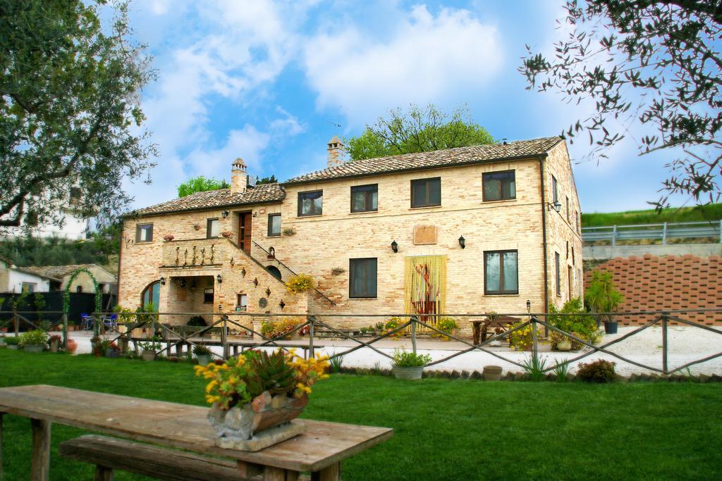 Il Vecchio Pioppo Farm stay Fermo